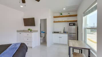 Apartment (0 Bedroom) | Interior
