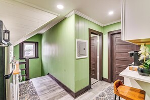 Interior - Walkable Schenectady Getaway: 2-unit Campus Hub (Schenectady)