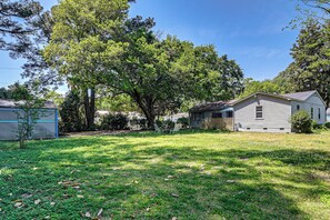 House (3 Bedrooms) | Interior - 2 Mi to Myrtle Beach Boardwalk: Home w/ Yard! (Myrtle Beach)