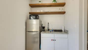 Apartment (0 Bedroom) | Interior