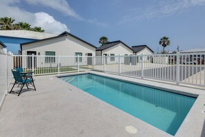 Apartment (0 Bedroom) | Interior - Walkable & Modern! South Padre Studio By Beach (South Padre Island)
