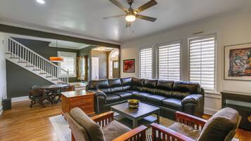 Rumah (5 Bedrooms) | Interior