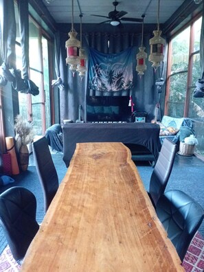 Ferienhaus, 2 Schlafzimmer, Raucher, Balkon | Esszimmer
