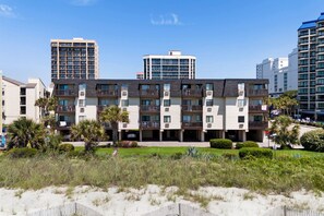 Exterior - Beachfront Bungalow Noon Check In Ocean View Pool (Myrtle Beach)