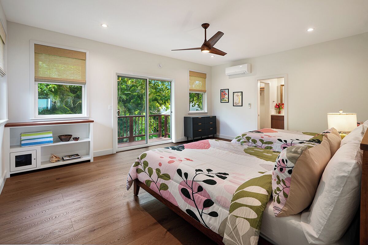 3 bedrooms, iron/ironing board, WiFi (free), bed sheets