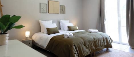 7 bedrooms, desk, iron/ironing board, free WiFi