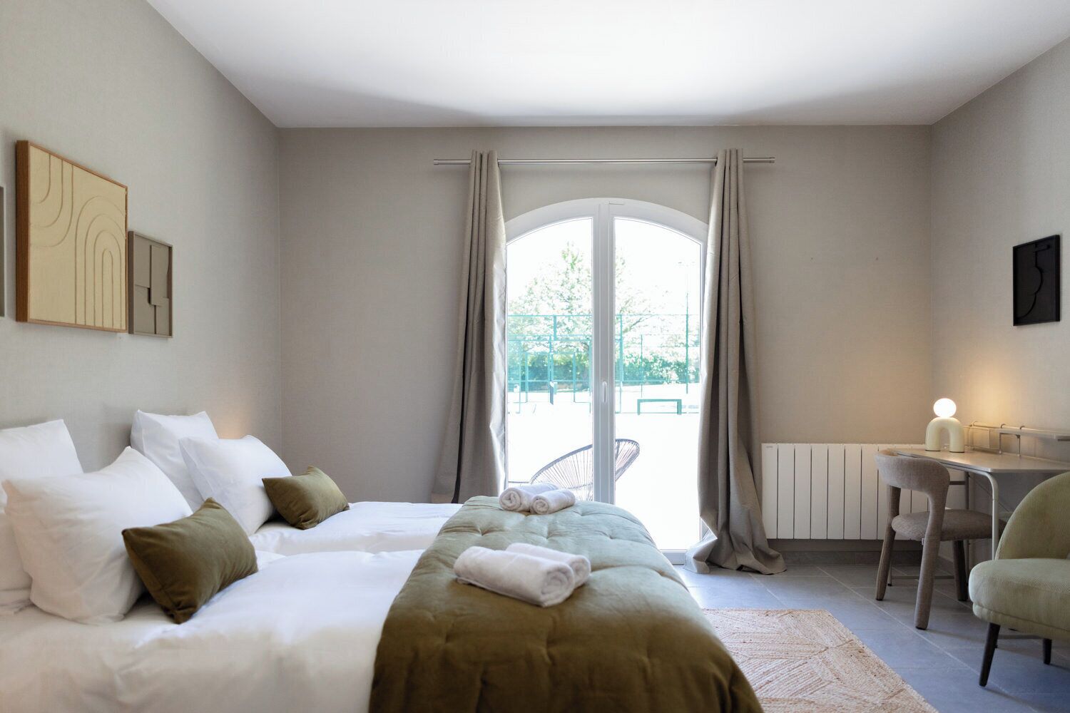 7 chambres, bureau, fer et planche à repasser, Wi-Fi gratuit