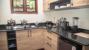 Condo, 1 Bedroom, Mountain View | Private kitchen