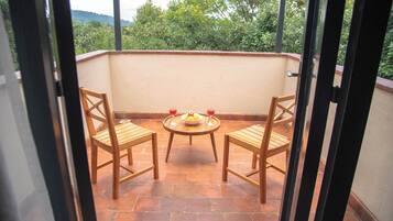 Villa - utsikt mot bergen | Interiör