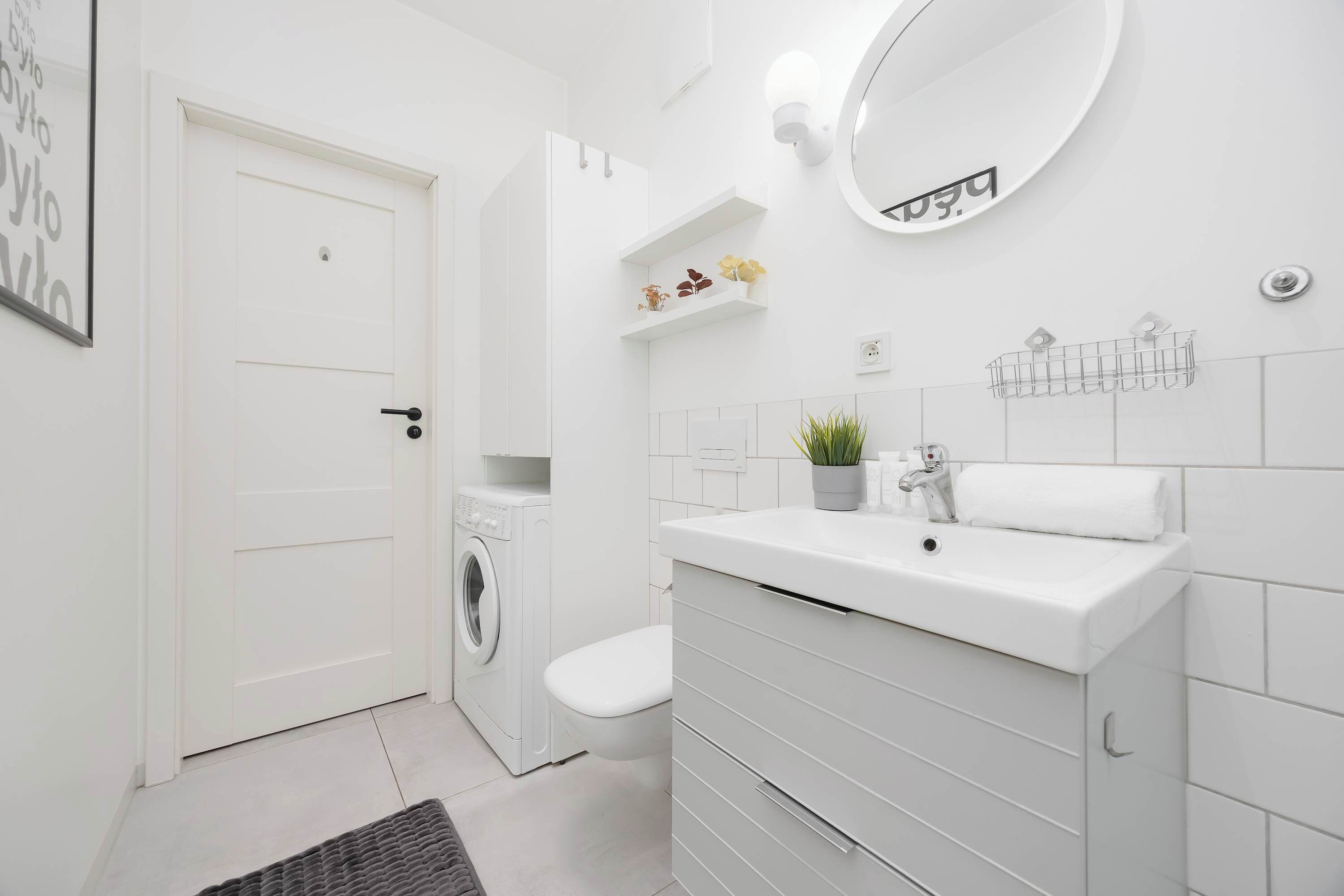 Bruser, hårtørrer, håndklæder, Shampoo