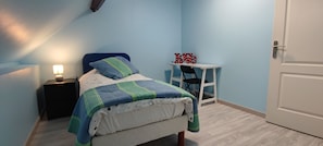3 Schlafzimmer, Bügeleisen/Bügelbrett, Internetzugang, Bettwäsche