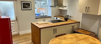 Great Value Cosy House in Lancashire, Prime Spot