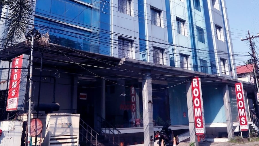 Metro Cochin Business Hotel