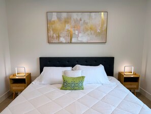 2 dormitorios, tabla de planchar con plancha, wifi y ropa de cama
