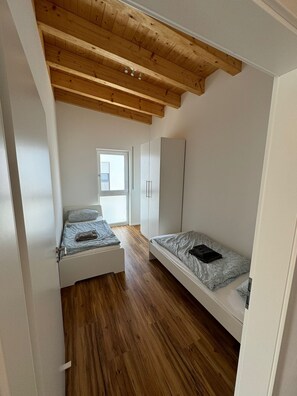 2 chambres, accès Internet, draps fournis