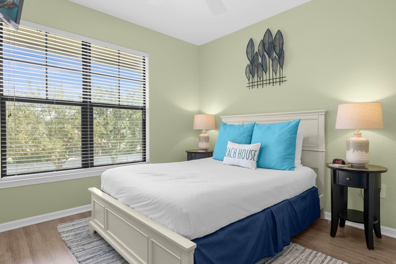 Condo, 3 Bedrooms