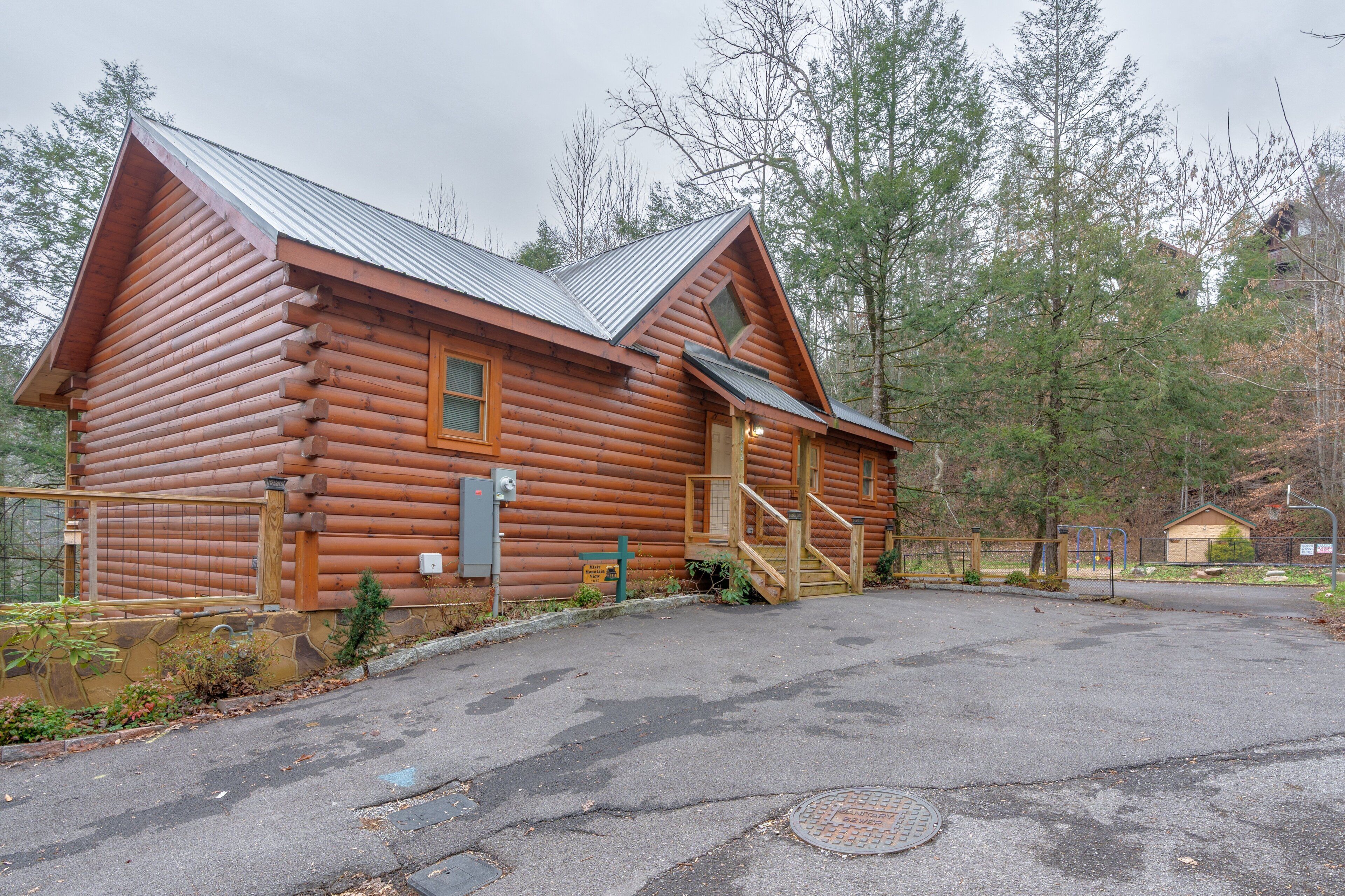 Cabin, 4 Bedrooms | Exterior