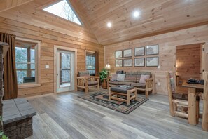 Interior - 212 Misty Mountain View 4 Bedroom Cabin (Gatlinburg)