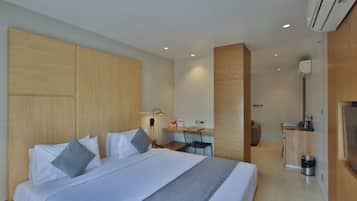Deluxe Double Room, City View | Desk, laptop workspace, iron/ironing board, free WiFi