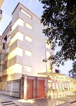 Exterior - Marks Hotel & Banquet (Noida)