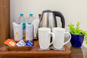 Superior Double Room, City View | Coffee and/or coffee maker - Marks Hotel & Banquet (Noida)