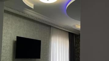 Superior Double Room, City View | Interior