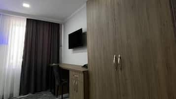 Habitación doble, vistas al jardín | Interior