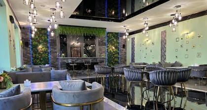 Aparan Hotel
