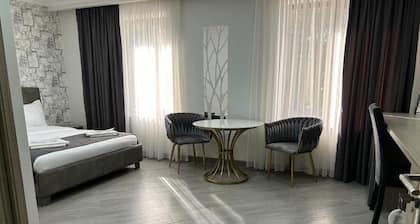 Aparan Hotel