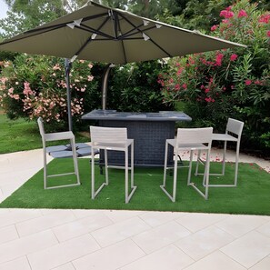 Property grounds - Bed and Breakfast 'Suite Catalogne' with Mountain View, Wi-Fi and Air Conditioning (Sorède)