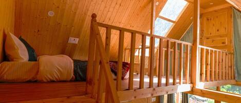 Luxury Suite, Mountain View | Iron/ironing board, free WiFi