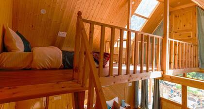 Western Tragopan Cottage