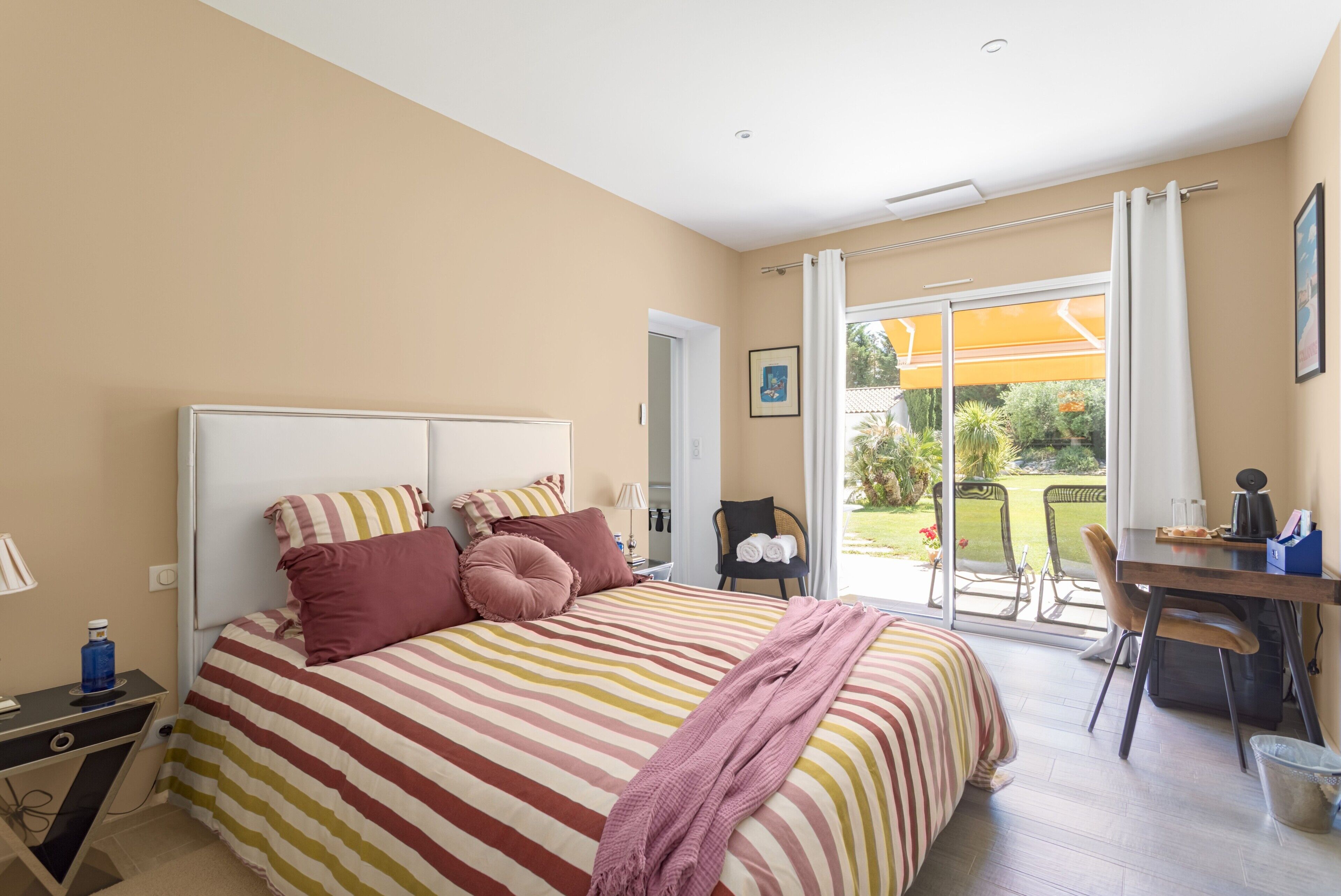 1 chambre, Wi-Fi, draps fournis