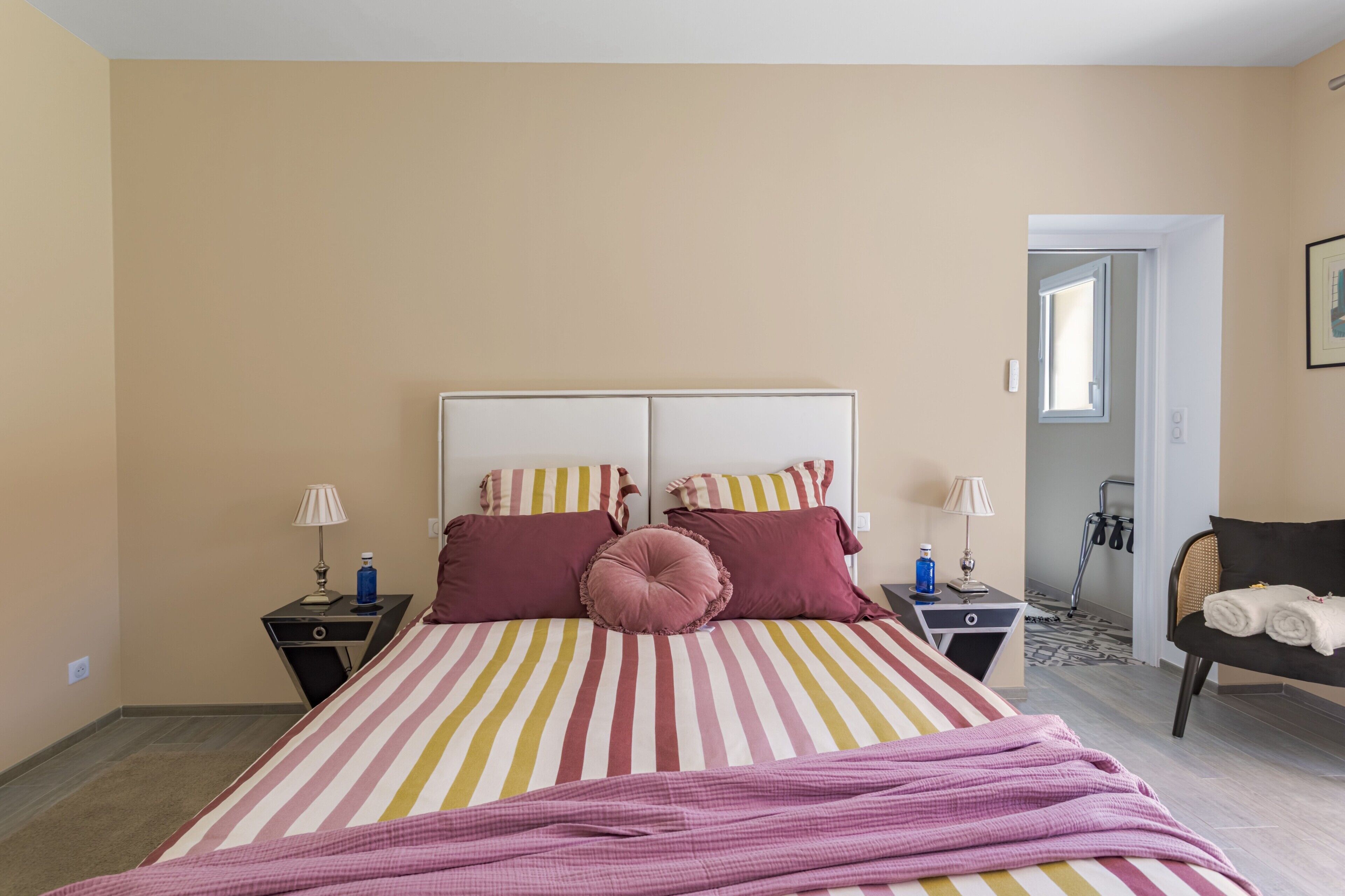 1 chambre, Wi-Fi, draps fournis