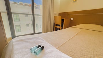 Basic Single Room | Free WiFi