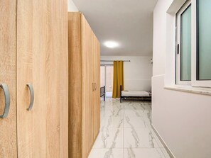 Interior - 7BR Swieqi Retreat with Pool Terrace and Ensuites (Swieqi)