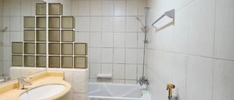 Comfort-lejlighed - balkon - strandudsigt | Badeværelse