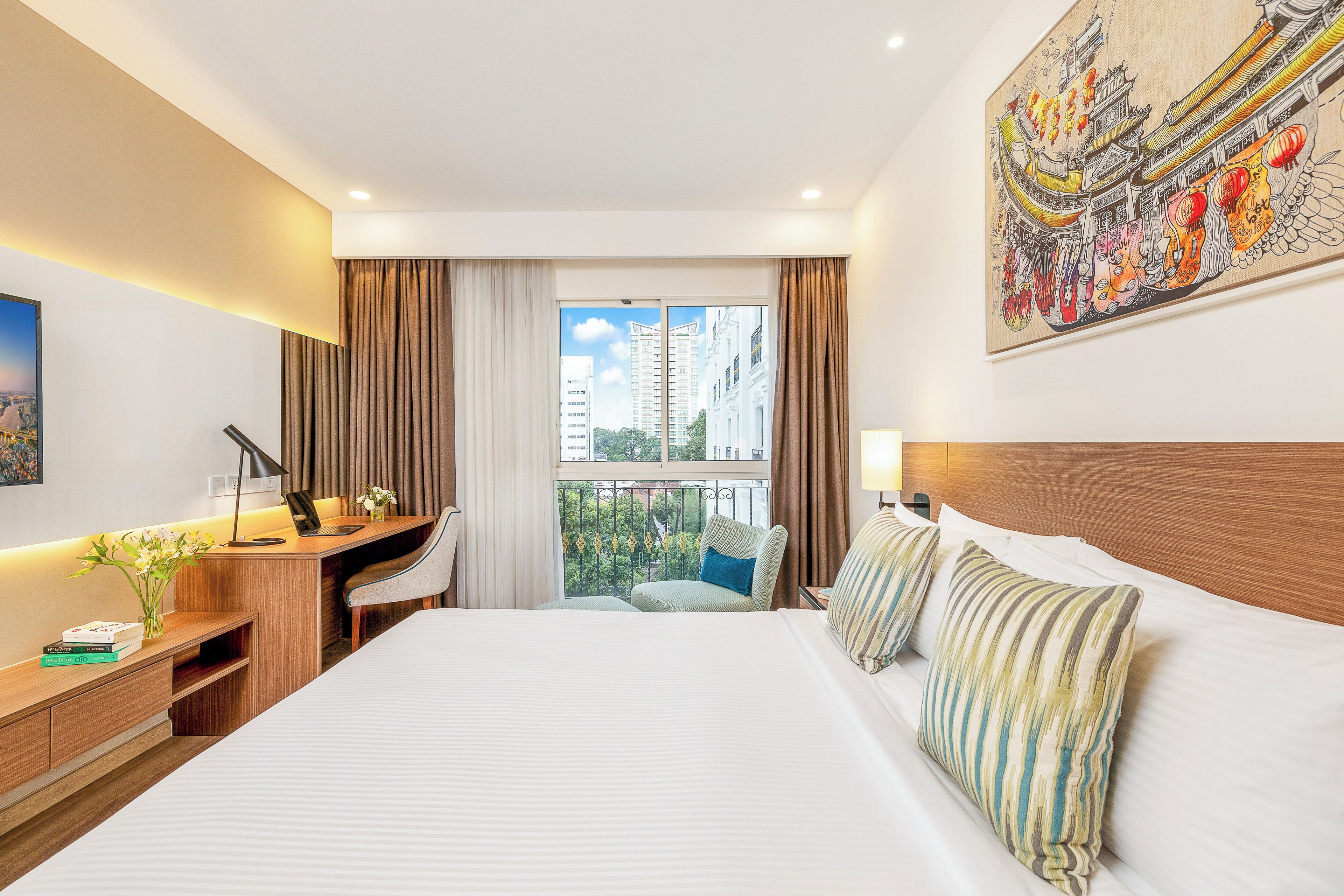 Suíte executiva, 1 cama Queen, cozinha americana, vista para a cidade