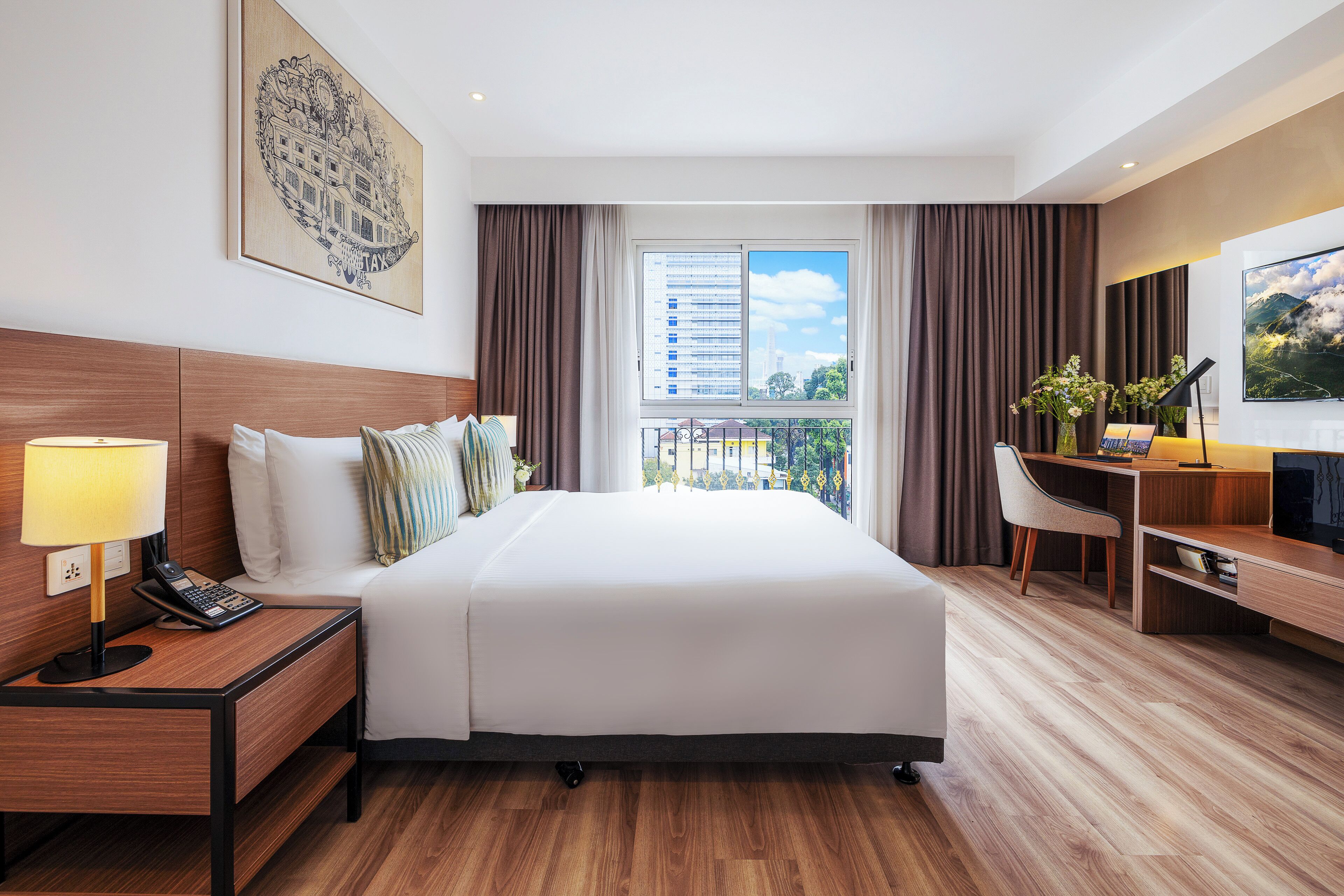 Quarto casal luxo, vista para a cidade