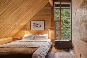 4 bedrooms, desk, iron/ironing board, WiFi - Holzhutte - Mid-century alpine retreat - Hot tub (Government Camp)