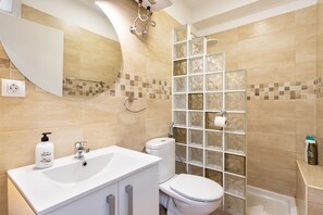 Shower, hair dryer, bidet, towels - FREE SOUL. Sea and pool (Arona)