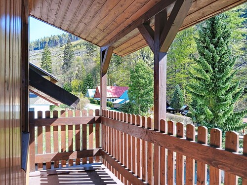 Stunning private villa for 15 guests with WIFI, private pool, TV, terrace and pets allowed