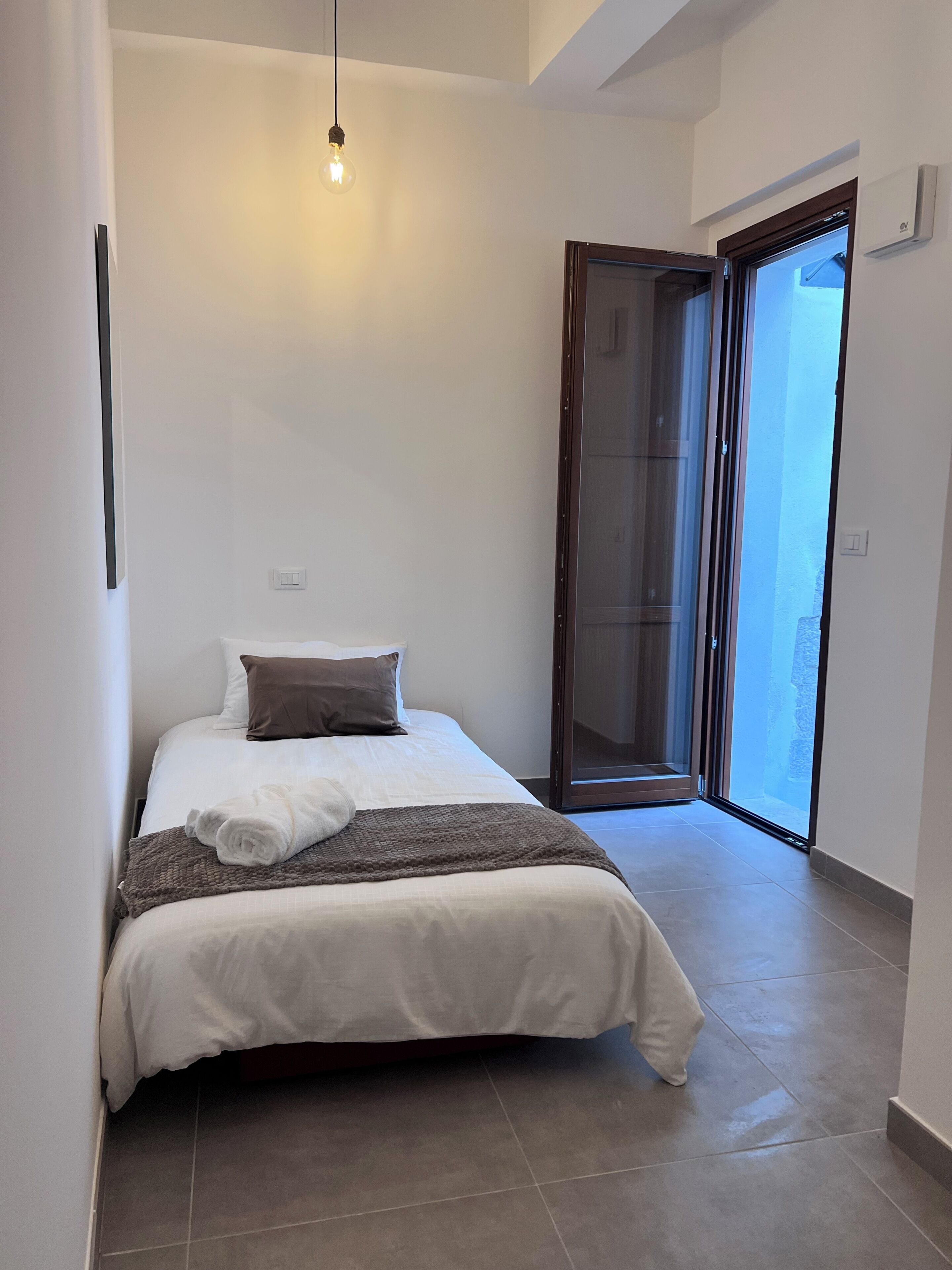 2 chambres, fer et planche à repasser, Wi-Fi, literie fournie