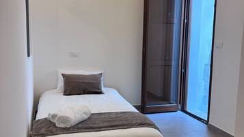2 chambres, fer et planche à repasser, Wi-Fi, literie fournie