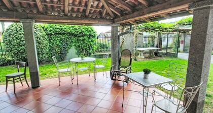 Atemberaubendes Ferienhaus für 4 Personen mit W-LAN, TV, Terrasse und Haustiere erlaubt