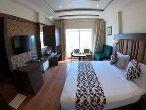 Deluxe Double Room - Median Inn (Nagpur)