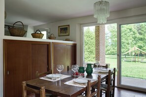 Dining - Vrbo Property (Toscana)