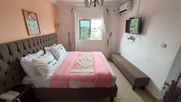 In-room safe, desk, laptop workspace, blackout curtains