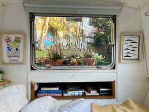 1 bedroom, desk, free WiFi, bed sheets