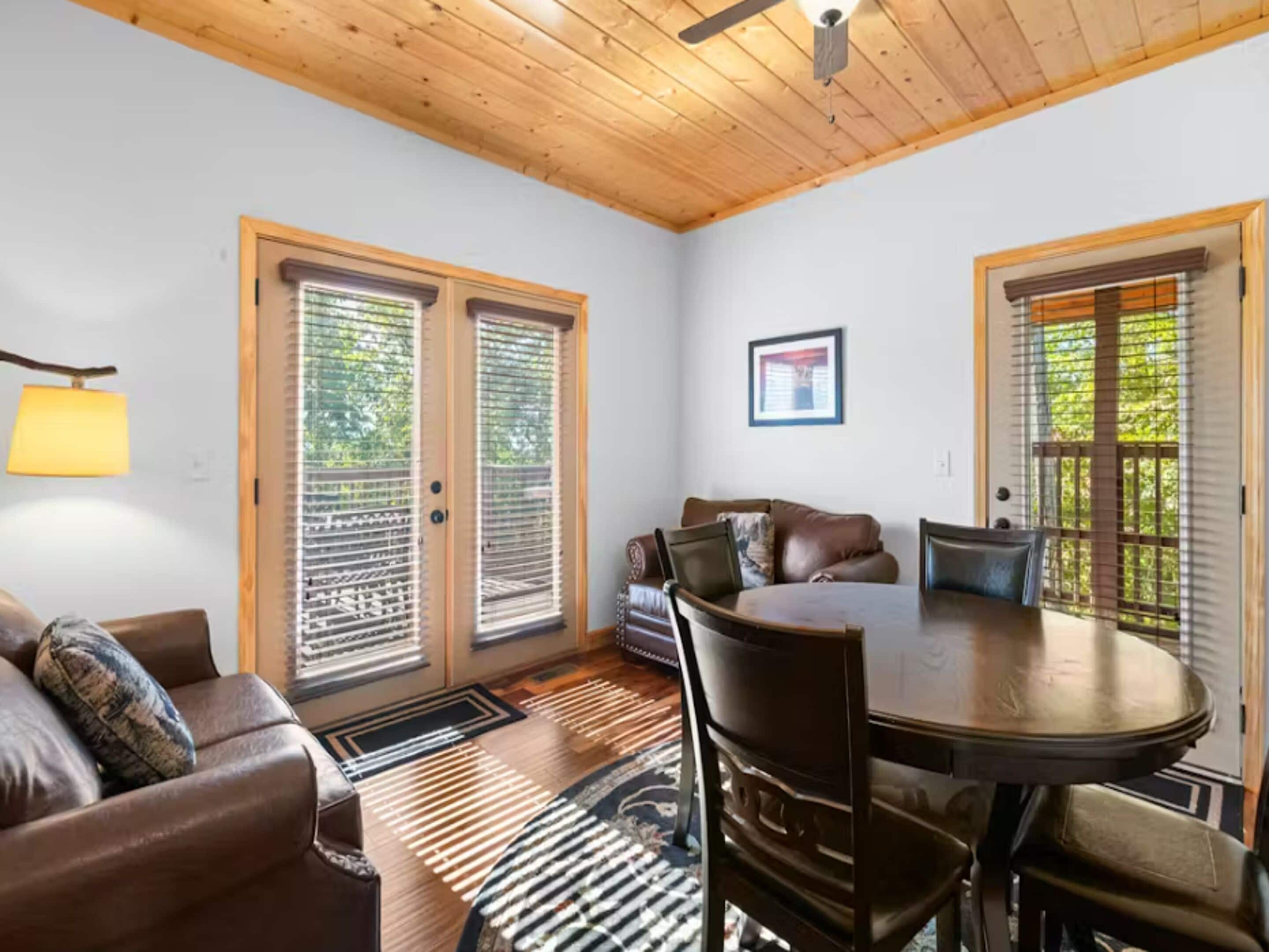 Studio (5 Bedrooms) | Property amenity